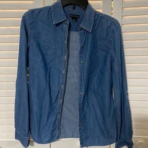 Cute denim button down shirt | Bay Studio